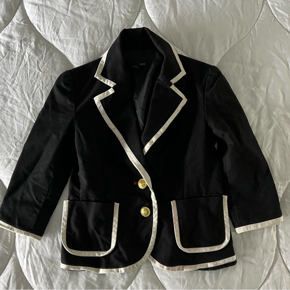 F21 BLACK BLAZER